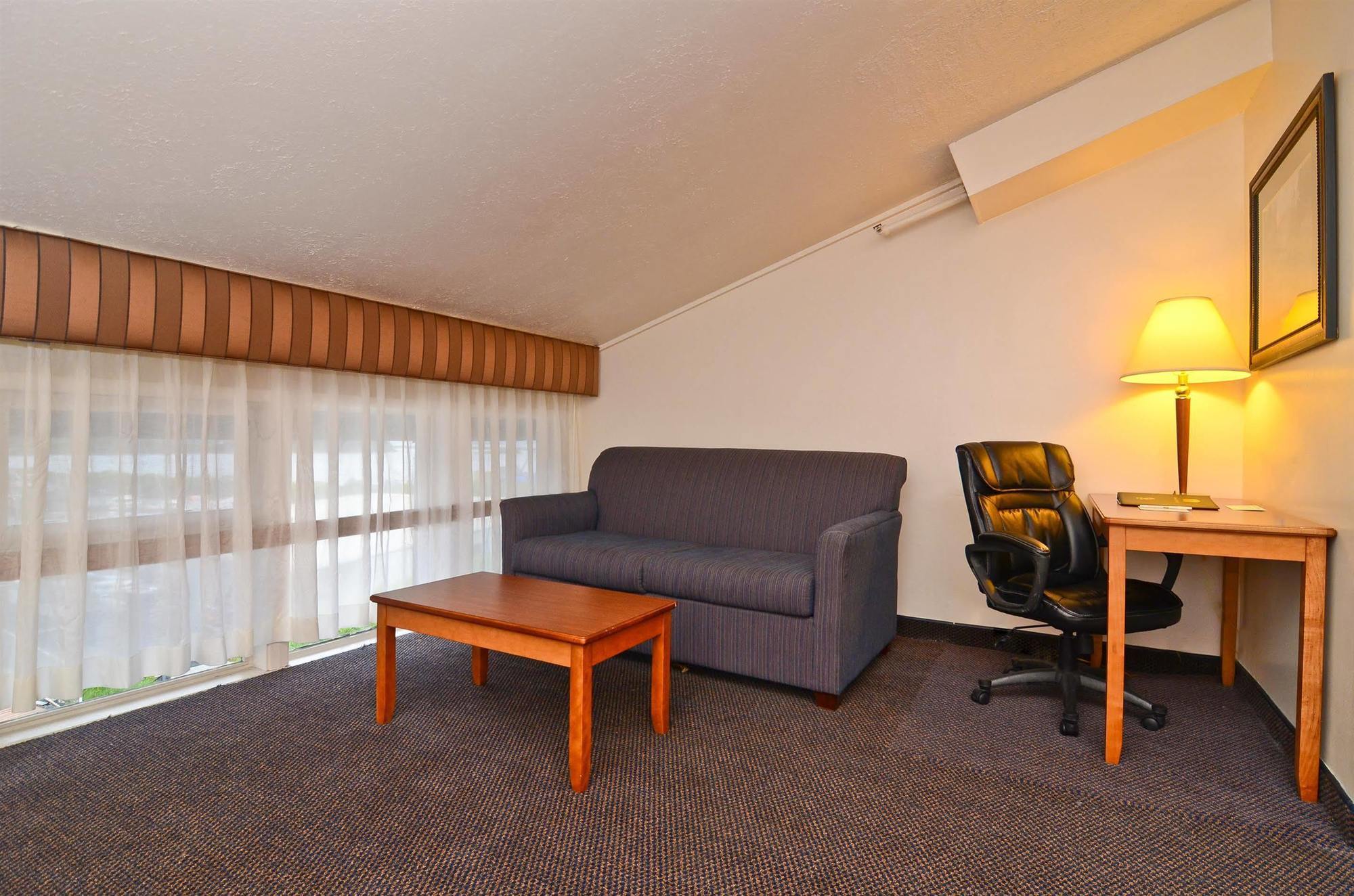 Best Western Kodiak Inn & Convention Center Номер фото